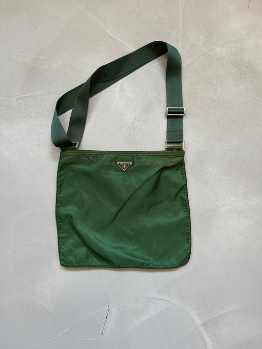 Prada shoulderbag pinegreen
