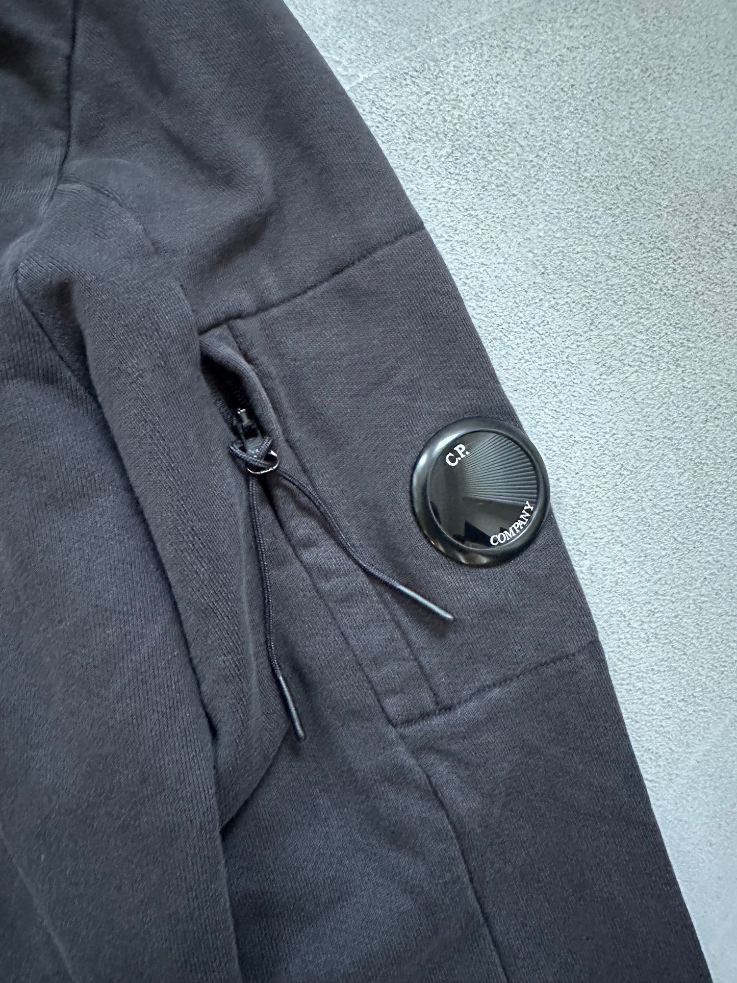 C.p. Company sweater black