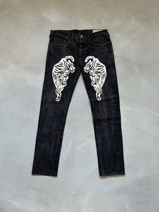 Evisu tiger print black