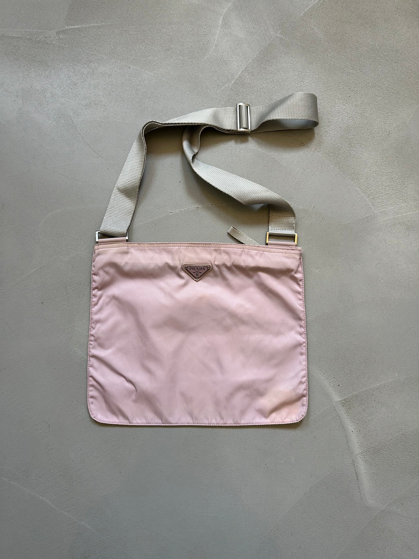 Prada shoulderbag pink