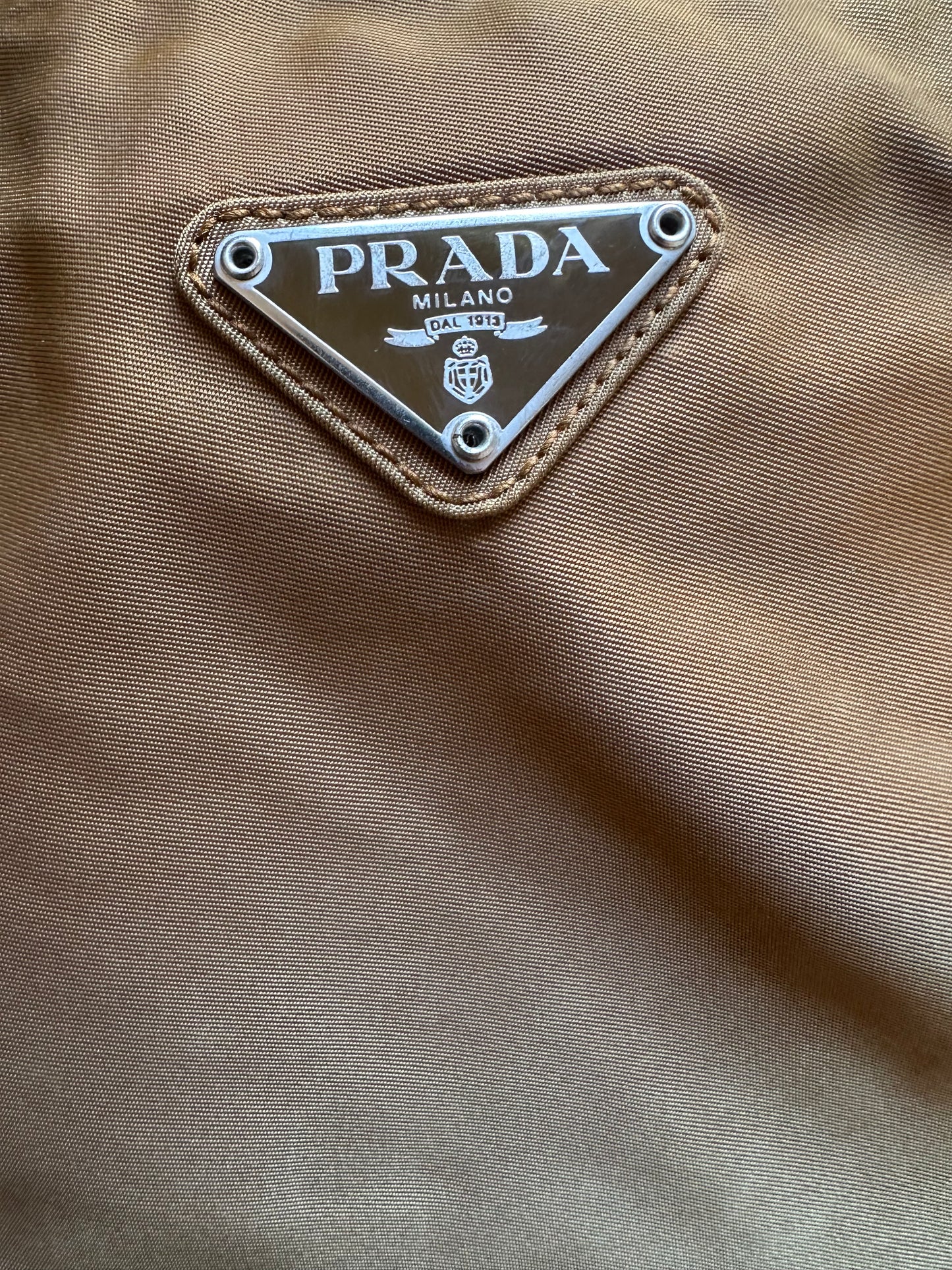 Prada shoulderbag brown