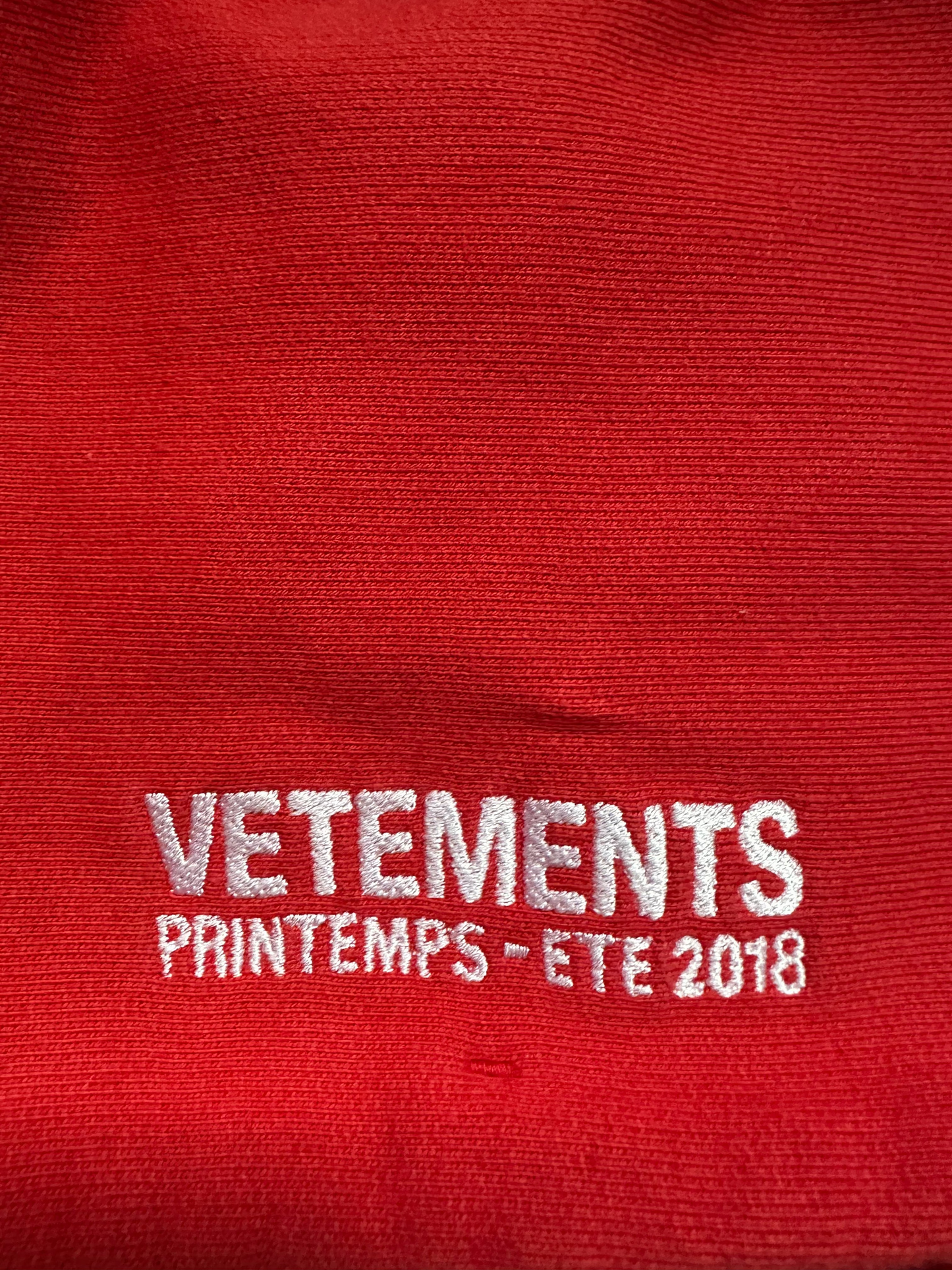 Vetements x Tommy 2K16 red