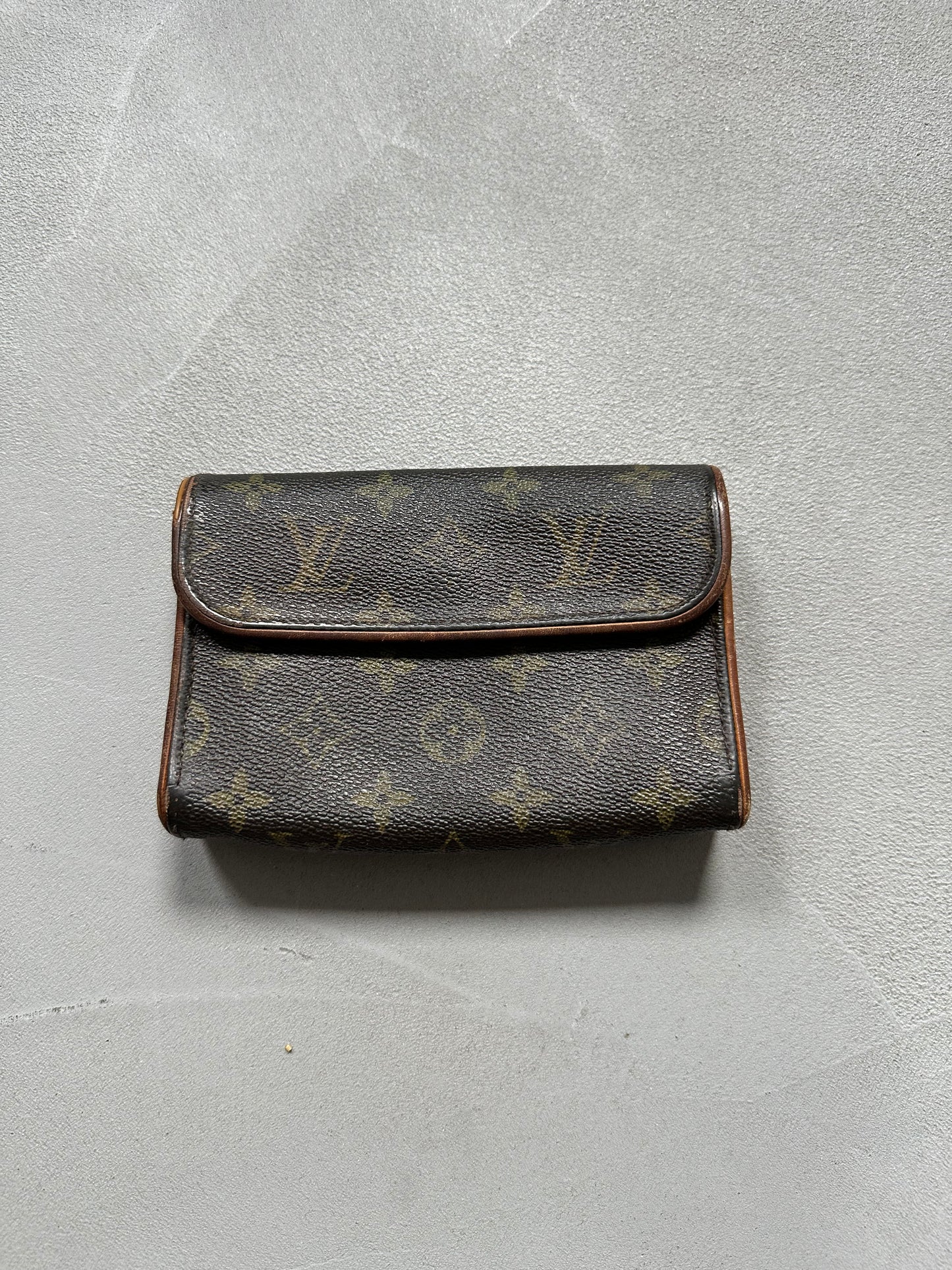 Louis Vuitton beltbag