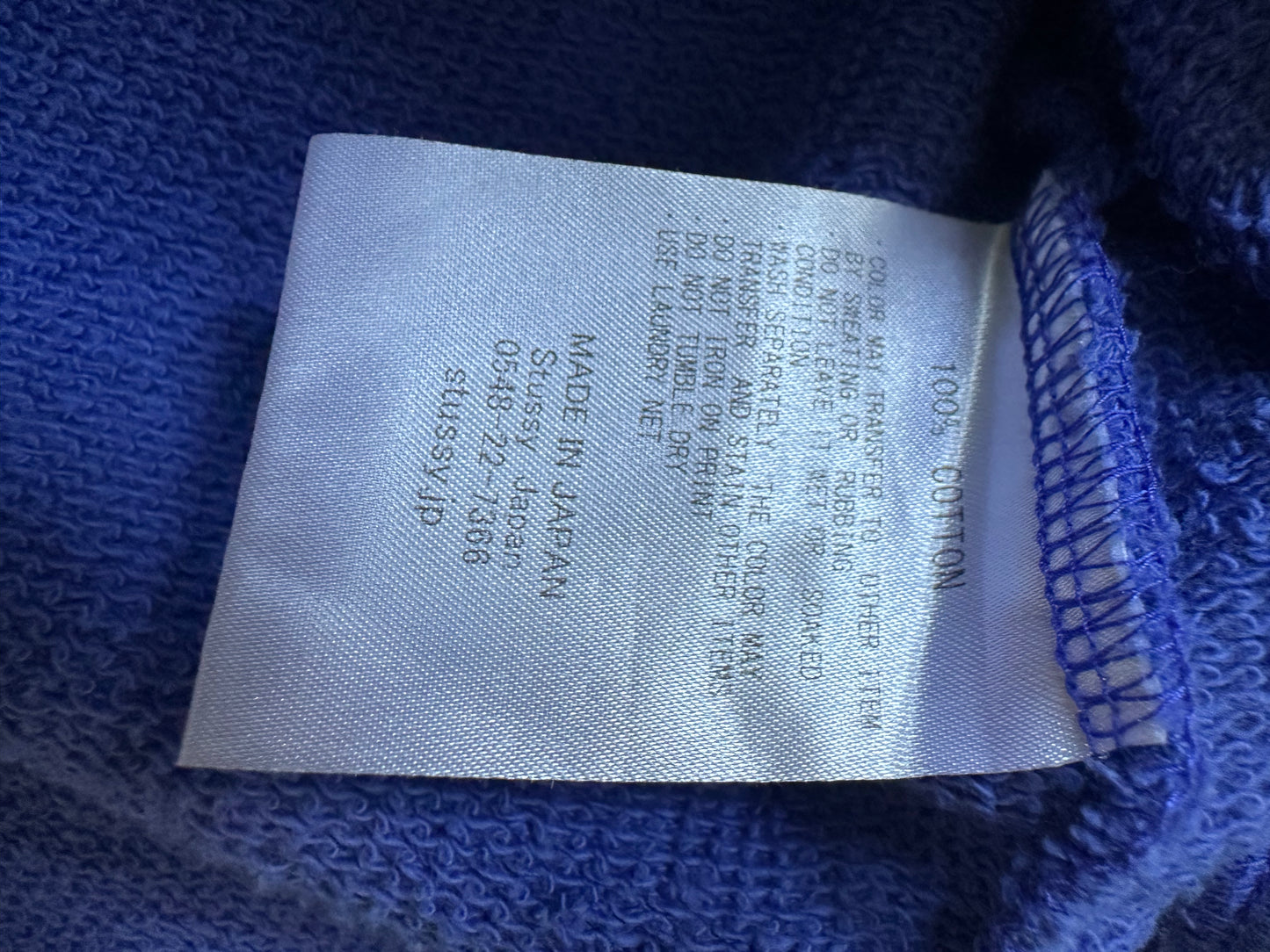 Stüssy hoodie hold a medz